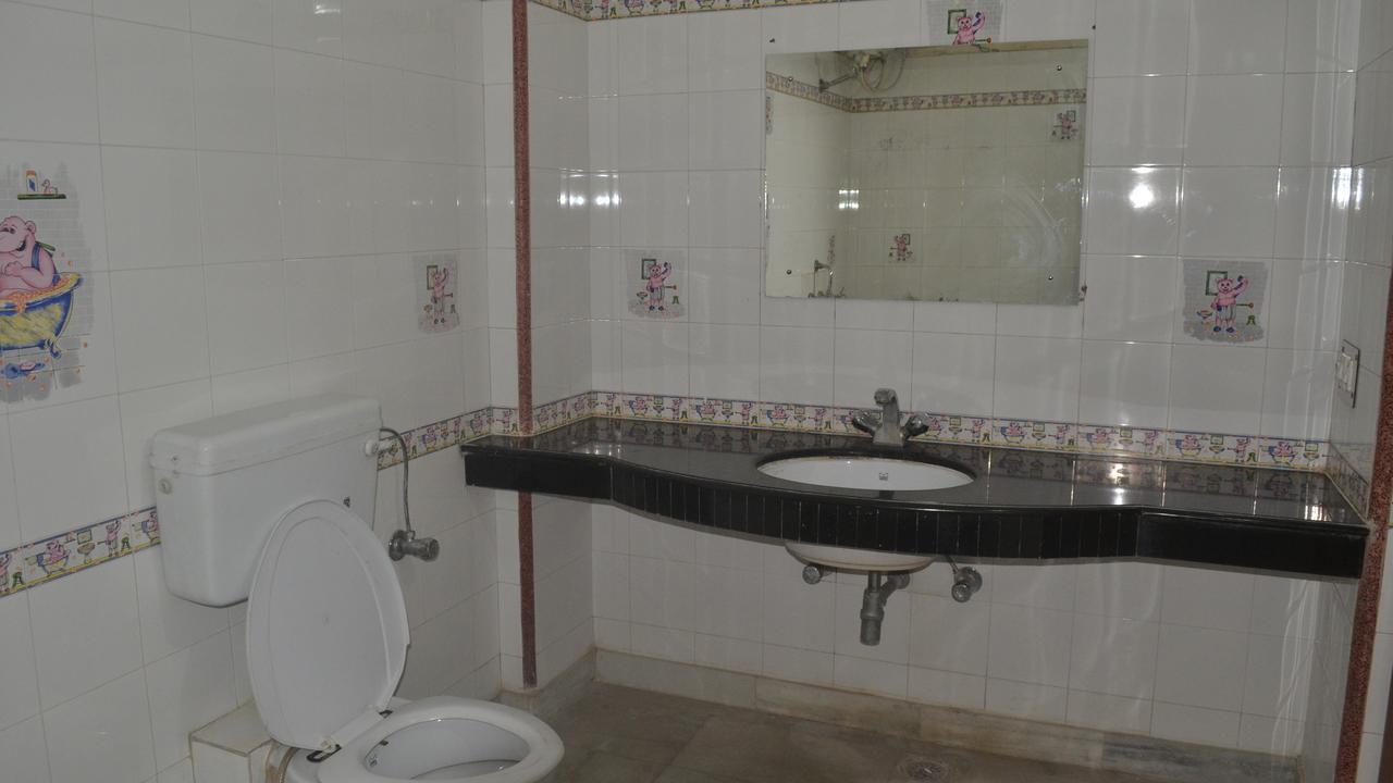 Hotel Har Ki Pauri Haridwār Екстериор снимка
